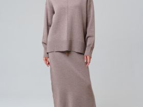 Комплект трикотажный для женщин: джемпер, юбка