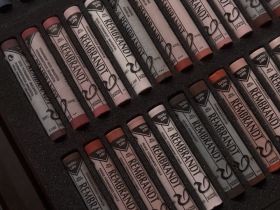 Набор сухой пастели Talens "Rembrandt" 225 цв, в деревянном ящике