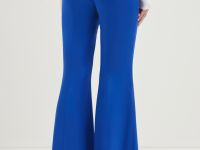 Брюки полуприлегающего силуэта на средней посадке