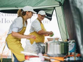 Фоторепортаж с фестиваля-конкурса «Полевая кухня» в Якутске