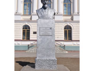 Бюст Калинину М.И.