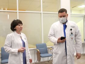 Школьники Якутии проходят профориентационный конкурс Минздрава