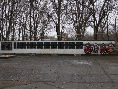 Обелиск воинам-землякам, погибшим в годы гражданской и Великой Отечественной войн