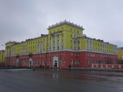 Дом жилой с рестораном «Лама»