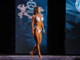 Фоторепортаж. Лучшие бодибилдеры выступили на Гран-при Саха