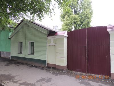 Флигель городской усадьбы и ворота