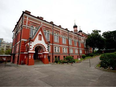 Храм Казанской иконы Божьей Матери Рождественского монастыря с трапезной и кельями, 1904-1906 гг., архитектор П.А.Виноградов