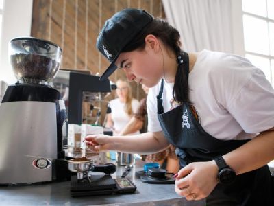 Неумирающие профессии: кто не лишится работы в будущем