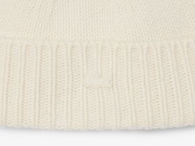 Вязаная шапка Lacoste