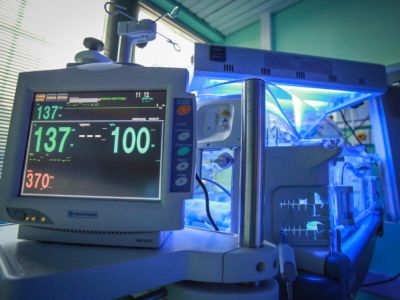 Более 430 единиц медоборудования поступило в Якутию по нацпроекту «Семья»