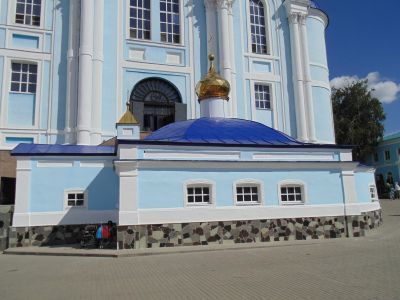 Церковь над гробом Тихона Задонского