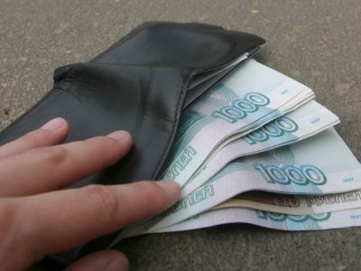 В Якутске пьяный вор выронил похищенные деньги