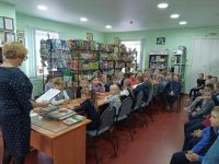 Модельная библиотека п. Памяти 13 Борцов