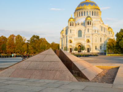 По следам морской славы: экскурсия из Петербурга в Кронштадт + прогулка на теплоходе