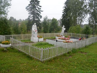 Братская могила воинов, погибших в годы Великой Отечественной войны 1941-1945 гг.