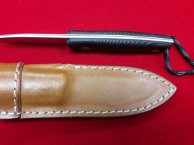 Нож с фиксированным клинком LionSteel M1 GBK, сталь M390, рукоять G10, черный