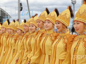 В селе Ытык-Кюель торжественно открыли стадион «Дьулуруйар Ньургун Боотур»