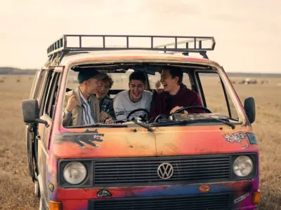 Якутяне смогут увидеть премьеру сериала «Она такая классная» в онлайн-кинотеатре KION от МТС