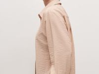 Блузка свободного кроя с отложным воротником