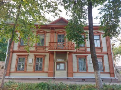 Дом, в котором в 1900 - 1901 гг. жил Горький Алексей Максимович и где бывали Гарин-Михайловский Николай Григорьевич, Шаляпин Федор Иванович, Чехов Антон Павлович и др. деятели культуры