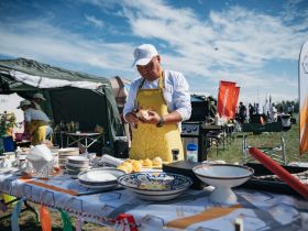 Фоторепортаж с фестиваля-конкурса «Полевая кухня» в Якутске