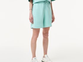 Женские шорты Lacoste свободного кроя