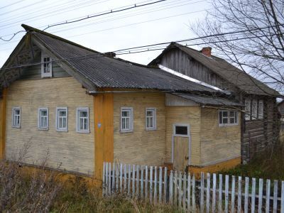 Дом Лоховых