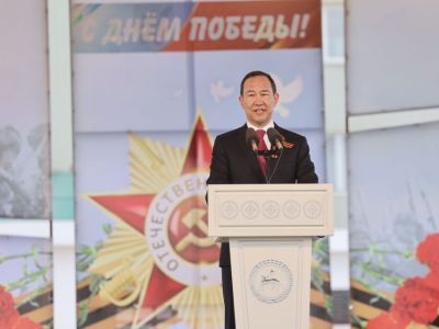 Торжественный митинг состоялся на площади Победы в Якутске