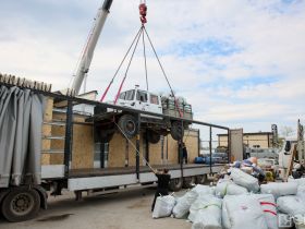 «Техника и 10 тонн посылок»: из Якутии отправили рейс с гуманитарным грузом для участников СВО