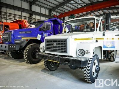 Филиалы ГУП ЖКХ Якутии в районах получили новую спецтехнику