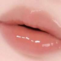 Увлажняющий бальзам для губ с ПДРН Milk Touch Glow Up Collagen Lip Balm Caramel Fondue