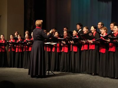 В Якутске стартовал традиционный пасхальный фестиваль «Золотые купола»