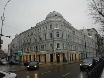 Городская усадьба Голицыных - доходные владения М.С. Романова и Общества для пособия нуждающимся студентам Московского Императорского Университета, 2-я пол. XVIII в.-1-я пол. XX в., архитекторы В.П. Загорский, Н.Д. Струков, И.И. Поздеев