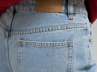 Джинсы широкого кроя