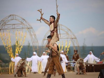 Фоторепортаж: первый день Ысыаха Олонхо в Оймяконском районе Якутии