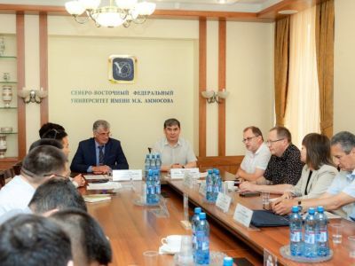 Председателем якутского отделения общества «Знание» избрали ректора СВФУ Анатолия Николаева