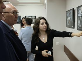 Центральный Дом Журналиста и Русская Гуманитарная Миссия представили фотовыставку о работе волонтёров в Донбассе