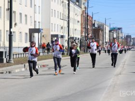 В Якутске состоялся забег наследников Победы «Помним! Гордимся! Благодарим!»