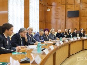 Вручены стипендии первого президента Якутии «Знанием победишь»