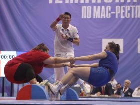 Якутские мас-рестлеры завоевали четыре золота чемпионата России