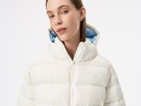 Женская куртка Lacoste