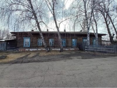 Дом жилой для служащих железной дороги МПС