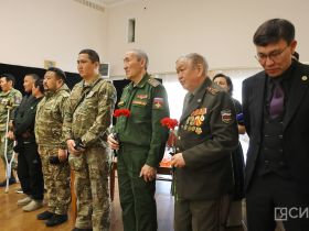 В Якутске простились с Героем России Алексеем Петровым