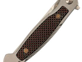 Складной нож Reptilian Руна-03, сталь D2, рукоять карбон