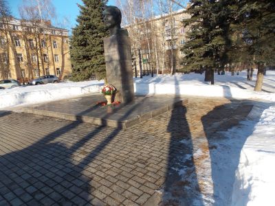 Бюст Ю.А.Гагарину