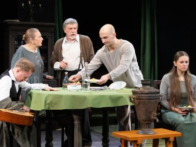 Билеты на Мещане (Театр им. Ермоловой) / Театр | Афиша | ИнфоТаймс