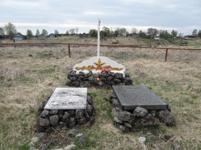 Могила подполковника Владимира Петровича Ястребова, погибшего в 1943 г.