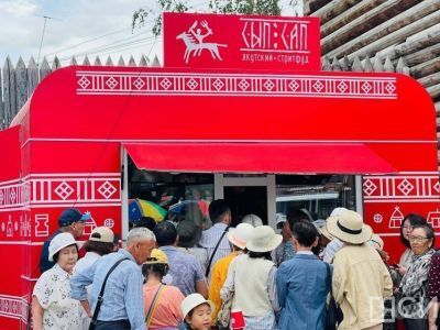 Бургеры «Хатарба», «мунду-чипс», саламат со свиным ребром: каков на вкус якутский стрит-фуд