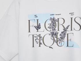 Свободная футболка с принтом