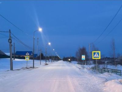 В селах Кобяйского и Олекминского районов Якутии установили дорожное освещение